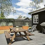 Feriehus Here, Time Is Tuned Into Intimacy And Coziness Hadsund