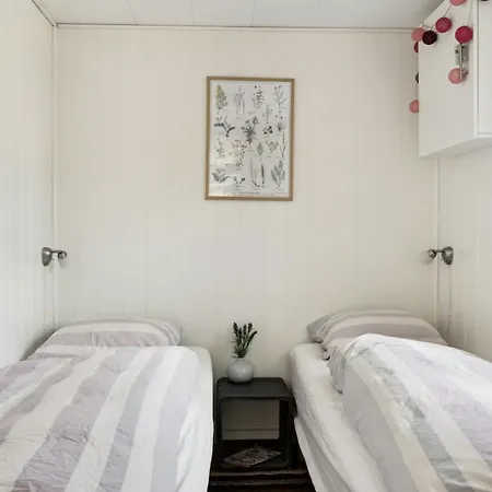 Here, Time Is Tuned Into Intimacy And Coziness *