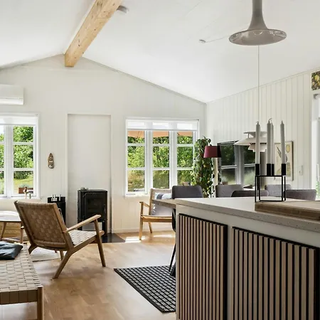 Here, Time Is Tuned Into Intimacy And Coziness