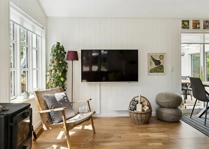 Here, Time Is Tuned Into Intimacy And Coziness Hadsund