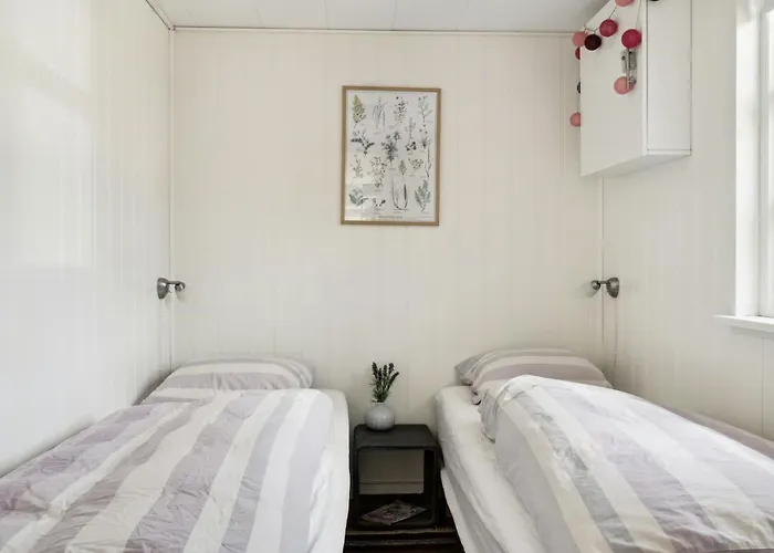 Here, Time Is Tuned Into Intimacy And Coziness *