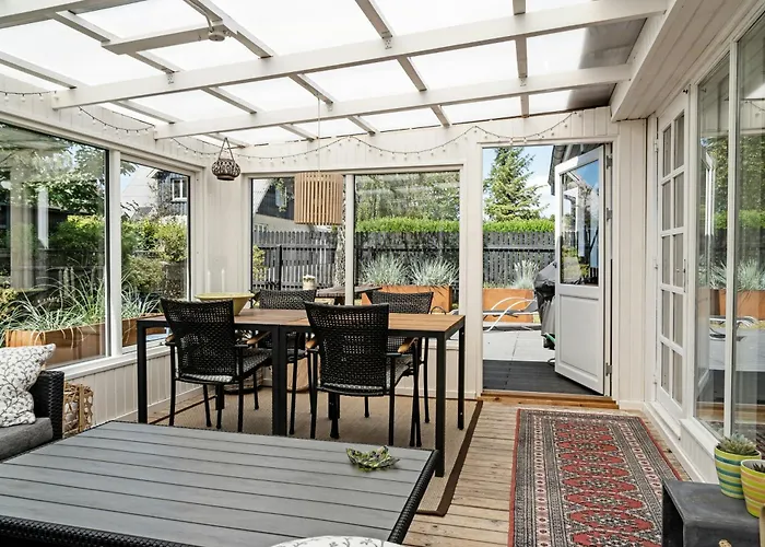 Here, Time Is Tuned Into Intimacy And Coziness * Hadsund