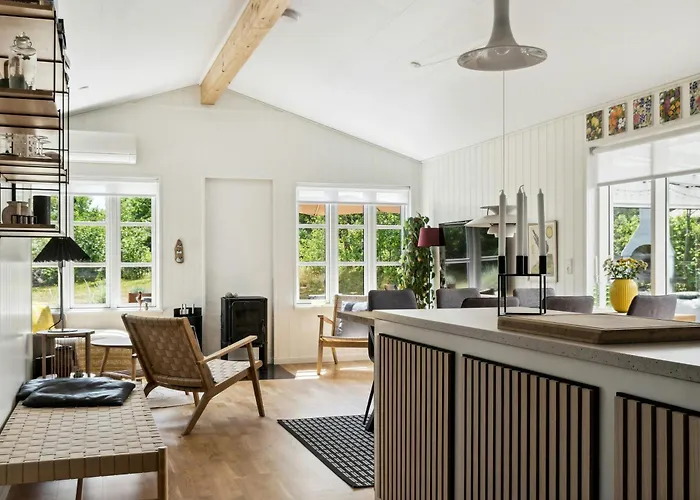 Here, Time Is Tuned Into Intimacy And Coziness