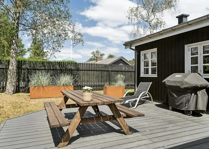 Here, Time Is Tuned Into Intimacy And Coziness